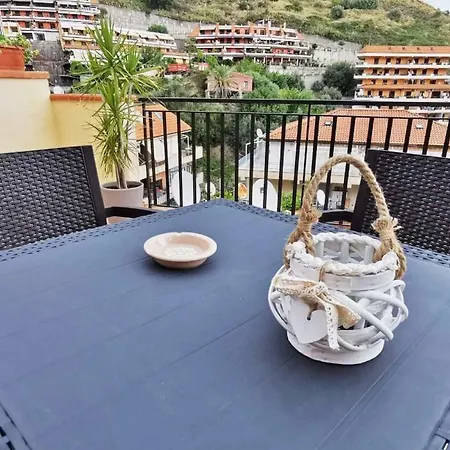 Casa Vacanze Anthelia Letojanni